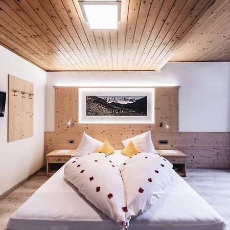 Hotel Ranuimuellerhof ฟูเนส ภายนอก รูปภาพ