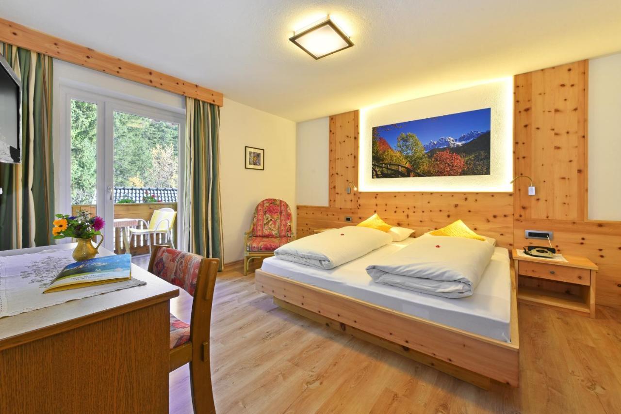 Hotel Ranuimuellerhof ฟูเนส ภายนอก รูปภาพ