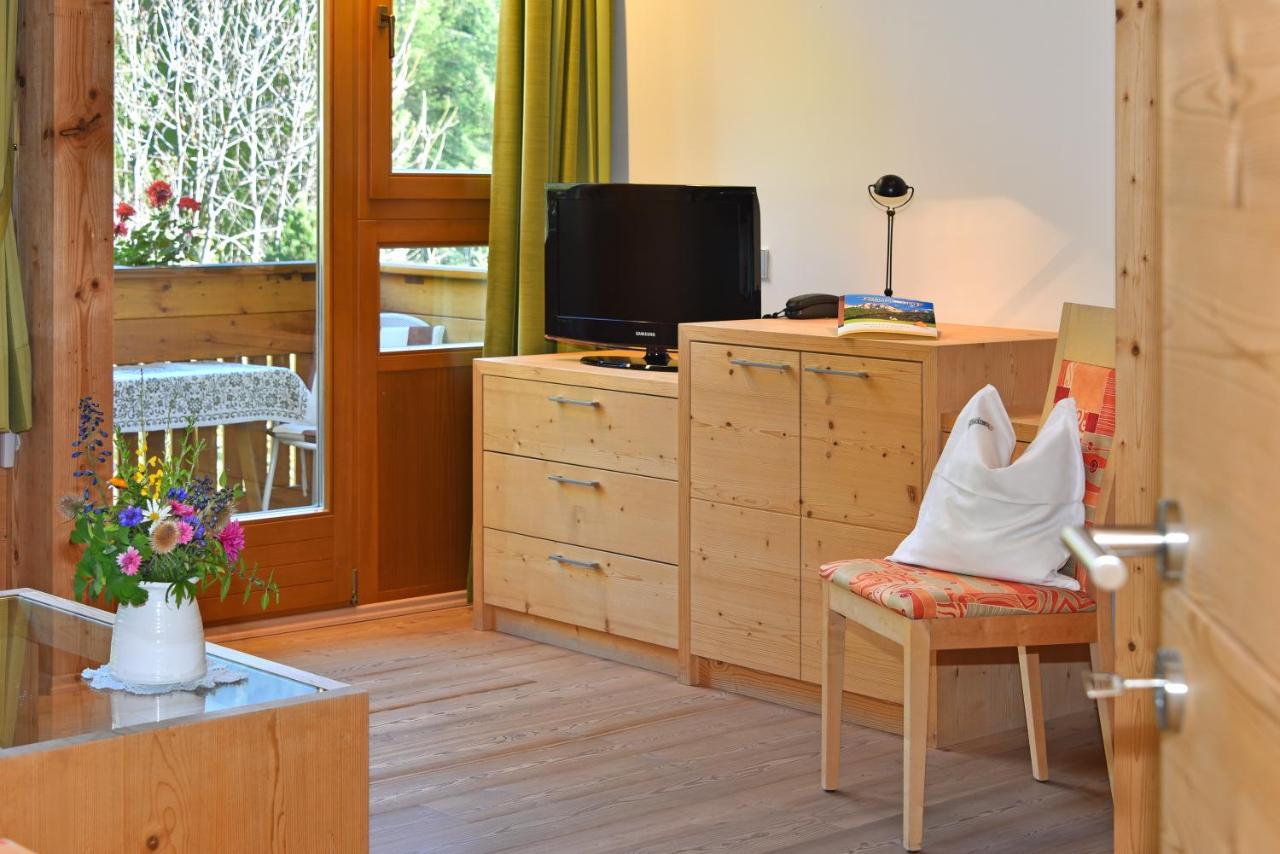 Hotel Ranuimuellerhof ฟูเนส ภายนอก รูปภาพ