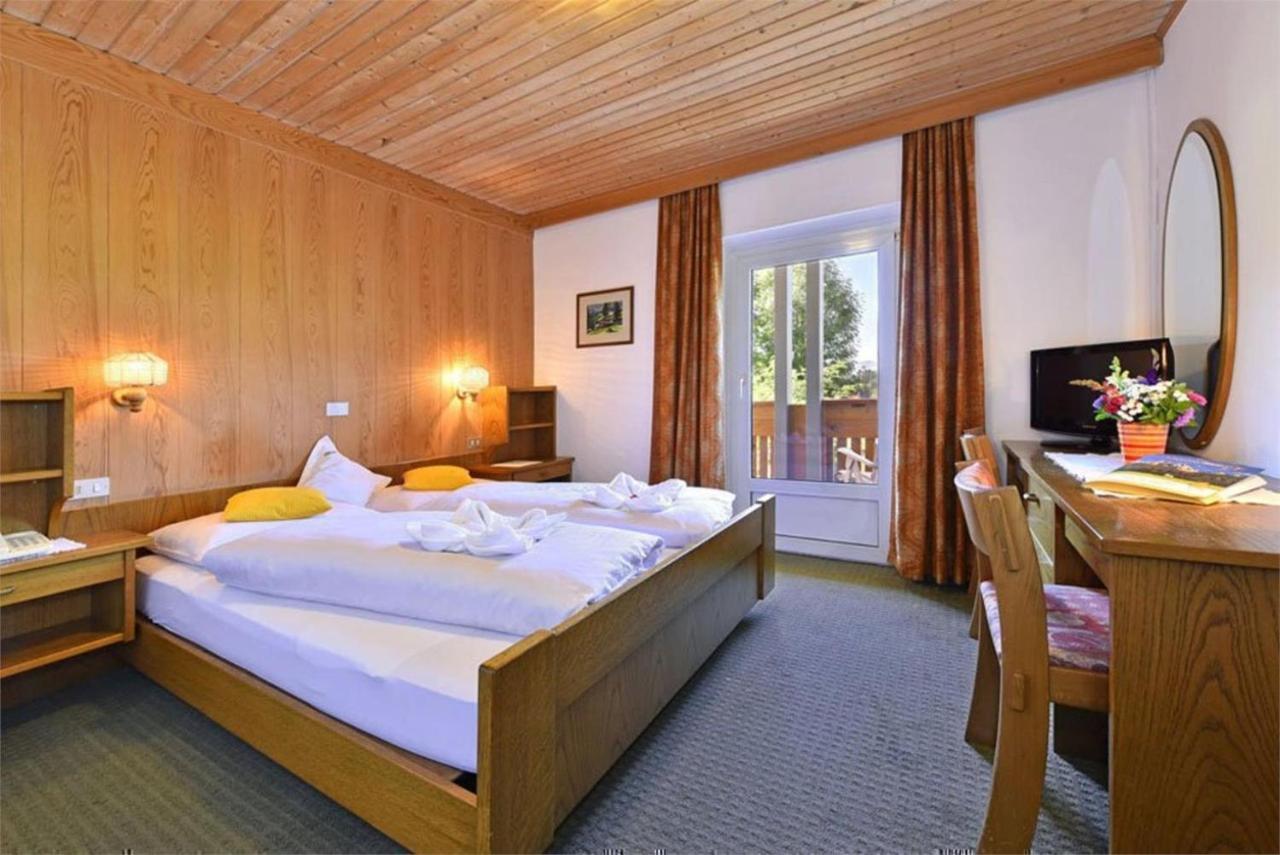 Hotel Ranuimuellerhof ฟูเนส ภายนอก รูปภาพ